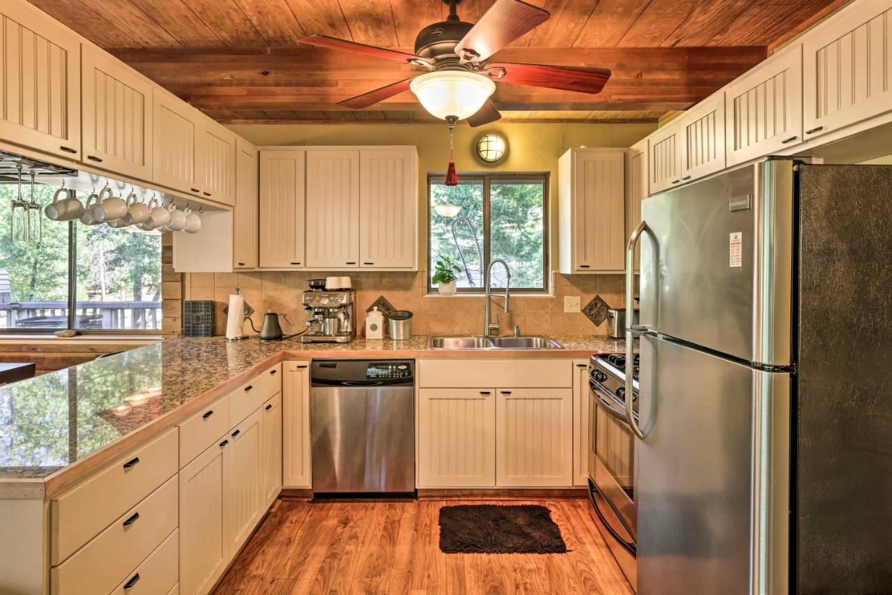 Spacious Groveland Cabin With Wraparound Deck! Dış mekan fotoğraf